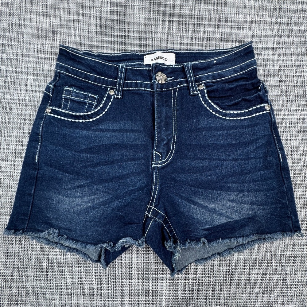 Bamboo Womens Denim Shorts 5/6 Dark Blue Embroidered Feather Rhinestone Raw Hem